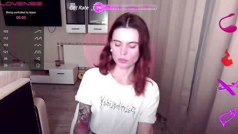 Snapshot of serenamilss chatting on 19, 12, 2024 serenamilss online show from 19, 12, 2024