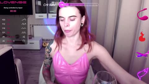 Snapshot of serenamilss chatting on 28, 12, 2024 serenamilss online show from 28, 12, 2024