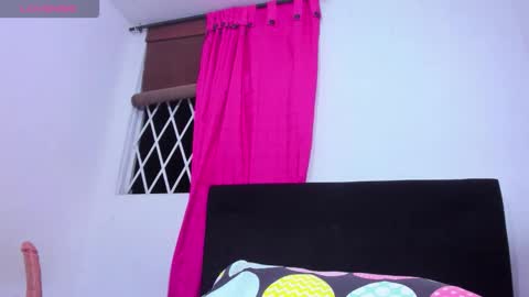 serenawilliam_ online show from 23, 11, 2025