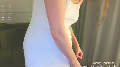 Hey Guys and Girls non-binary personalities  Im Sereta online show from 24, 12, 2024