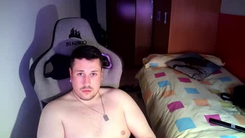 Snapshot of sergio95n chatting on 19, 3, 2026 Pollos online show from 19, 3, 2026