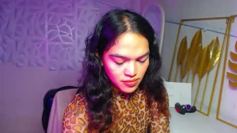 Bella online show from 1, 12, 2025