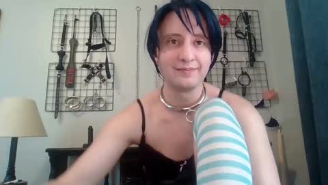 Snapshot of servilesarah chatting on 5, 5, 2026 Servile Sarah online show from 5, 5, 2026