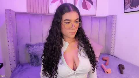 Danna  online show from 18, 4, 2026