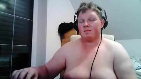 Snapshot of setcuna chatting on 19, 4, 2026 setcuna online show from 19, 4, 2026