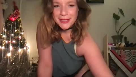 seturselfonfyre online show from 4, 12, 2025