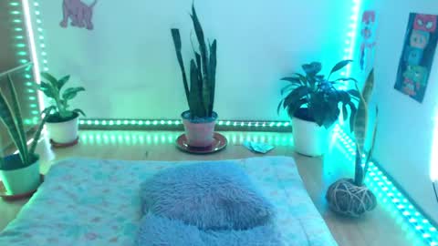 Snapshot of seuctive_woman57 chatting on 13, 5, 2026 samy online show from 13, 5, 2026
