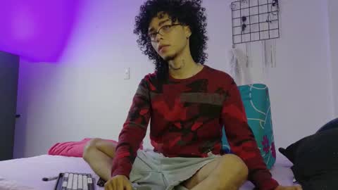 Alexis online show from 3, 12, 2025