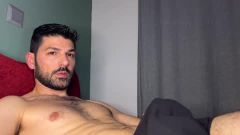 Lucenzo  online show from 21, 2, 2025