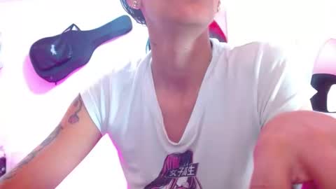 Snapshot of sexmilkdirty chatting on 11, 12, 2024 sexmilkdirty online show from 11, 12, 2024