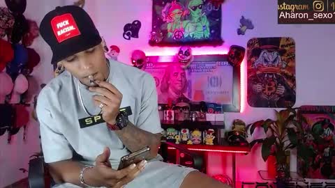 Aharon  ravelo online show from 14, 2, 2026