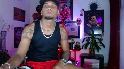 Snapshot of sexo_aharon chatting on 5, 6, 2026 Aharon ravelo online show from 5, 6, 2026