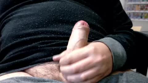 Snapshot of sexonme1982 chatting on 2, 5, 2026 Masturbateforyou online show from 2, 5, 2026