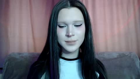 Snapshot of sexpired_princess chatting on 27, 2, 2025 Nextdoor Princess online show from 27, 2, 2025