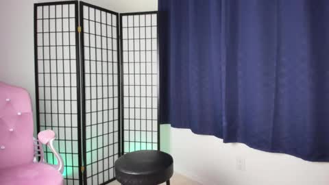 Sexpot Jess online show from 8, 9, 2025