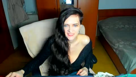 Snapshot of sexqueen1111 chatting on 2, 6, 2026 sexqueen1111 online show from 2, 6, 2026