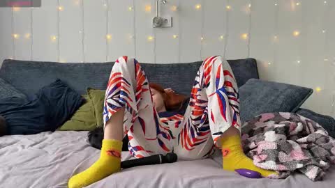 NIKKI KATE LIZA AND BOYS online show from 13, 2, 2026