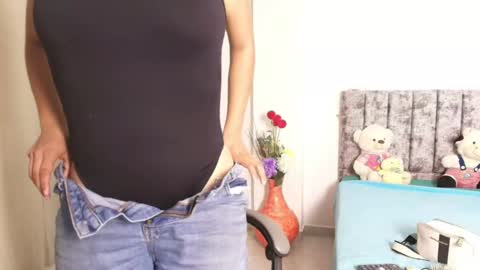 Snapshot of sexx__scarlett chatting on 17, 1, 2026 scarlet online show from 17, 1, 2026