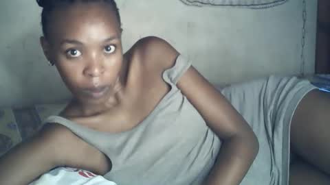 sexxy_curvy23 online show from 4, 4, 2026