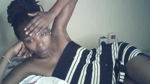 sexxy_curvy23 online show from 10, 5, 2026
