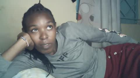 Snapshot of sexxy_curvy23 chatting on 16, 6, 2026 sexxy_curvy23 online show from 16, 6, 2026