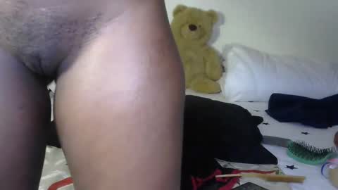 Snapshot of sexxy_goddes chatting on 25, 10, 2025 skylar online show from 25, 10, 2025