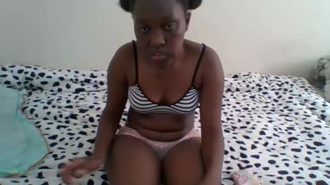 Snapshot of sexxy_kendrah chatting on 21, 10, 2025 lorna online show from 21, 10, 2025