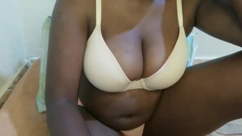 Snapshot of sexxy_maya1 chatting on 24, 4, 2026 sexxy_maya1 online show from 24, 4, 2026