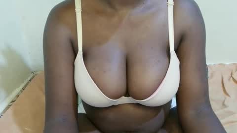 Snapshot of sexxy_maya1 chatting on 6, 5, 2026 sexxy_maya1 online show from 6, 5, 2026