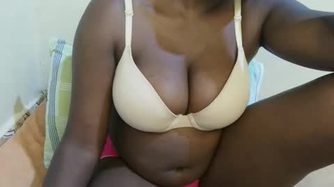 Snapshot of sexxy_maya1 chatting on 7, 5, 2026 sexxy_maya1 online show from 7, 5, 2026