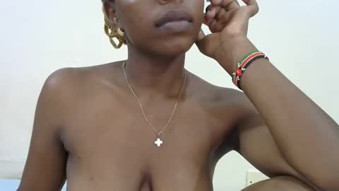 sexxy_montana online show from 18, 10, 2025