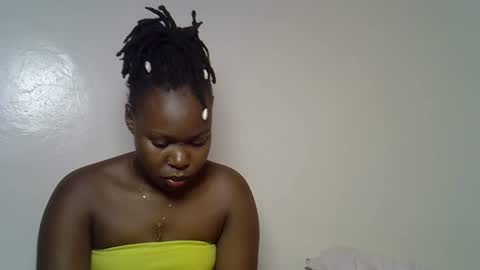 Snapshot of sexy40608102 chatting on 2, 12, 2025 CurvyGoddess online show from 2, 12, 2025