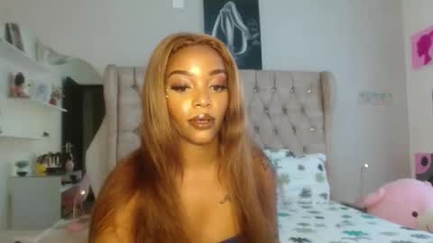 sexy_babydoll22 online show from 4, 2, 2026