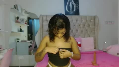 Snapshot of sexy_babydoll22 chatting on 7, 5, 2026 sexy_babydoll22 online show from 7, 5, 2026