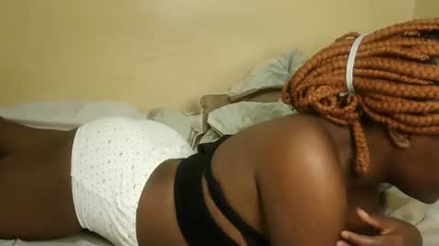 Snapshot of sexy_banice chatting on 7, 5, 2026 sexy_banice online show from 7, 5, 2026