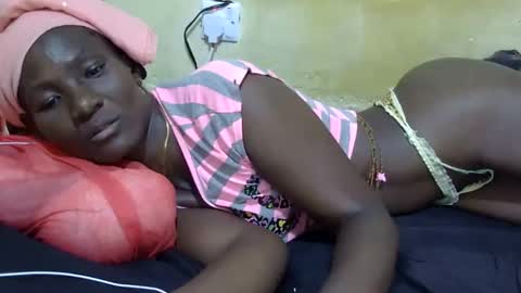 sexy_candy9 online show from 14, 5, 2026