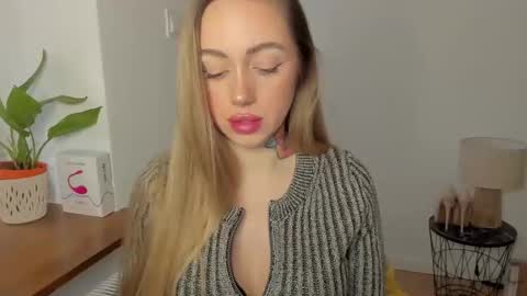 Snapshot of sexy_coralie chatting on 23, 1, 2025 C o r a l i e online show from 23, 1, 2025