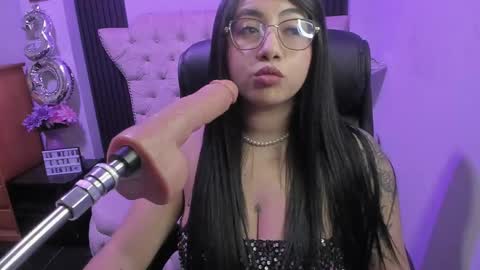Snapshot of sexy_cristall chatting on 16, 5, 2026 C R I S T A L online show from 16, 5, 2026