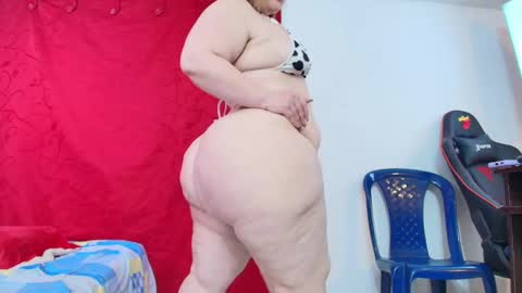 karla           instagram  online show from 22, 9, 2025