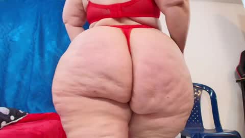 Snapshot of sexy_curvi chatting on 10, 5, 2026 karla instagram online show from 10, 5, 2026