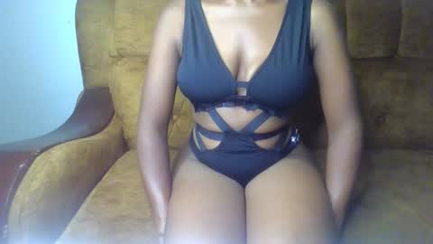 Snapshot of sexy_ellahh chatting on 28, 5, 2026 Ellahh online show from 28, 5, 2026