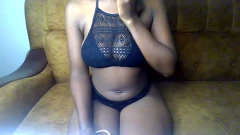 Snapshot of sexy_ellahh chatting on 25, 6, 2026 Ellahh online show from 25, 6, 2026