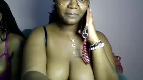 Snapshot of sexy_helle chatting on 22, 4, 2026 sexy_helle online show from 22, 4, 2026