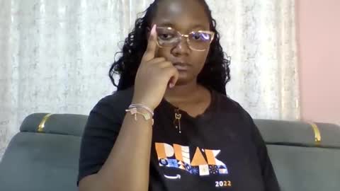 Snapshot of sexy_helle chatting on 26, 4, 2026 sexy_helle online show from 26, 4, 2026