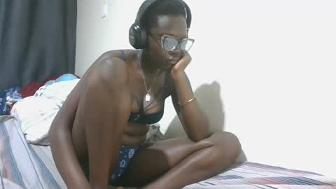 Snapshot of sexy_ivana21 chatting on 13, 4, 2026 sexy_ivana21 online show from 13, 4, 2026