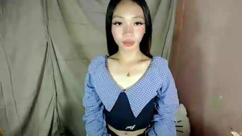 Snapshot of sexy_jeann chatting on 16, 12, 2025 Shane online show from 16, 12, 2025