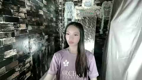 Snapshot of sexy_jeann chatting on 22, 12, 2025 Shane online show from 22, 12, 2025