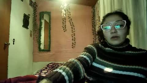sexy lolas online show from 3, 7, 2026