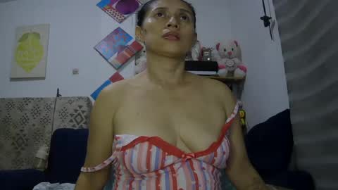 Snapshot of sexy_mary_69 chatting on 1, 7, 2026 Mary online show from 1, 7, 2026