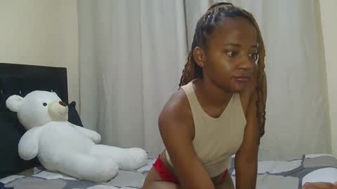 Snapshot of sexy_moh1 chatting on 24, 10, 2025 sexy_moh1 online show from 24, 10, 2025